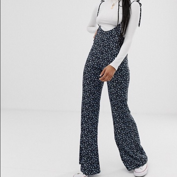 Floral Jumper Overall - Picture 5 of 7